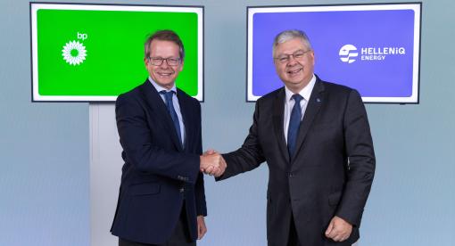 HELLENiQ ENERGY και BP ανανεώνουν τη συνεργασία τους με ορίζοντα 10ετίας !
